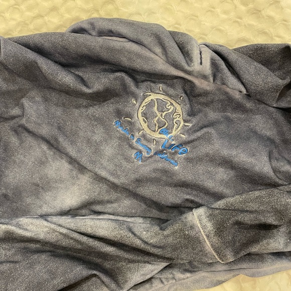 Posted what it looks like on a model jn a different color - Picture 7 of 7